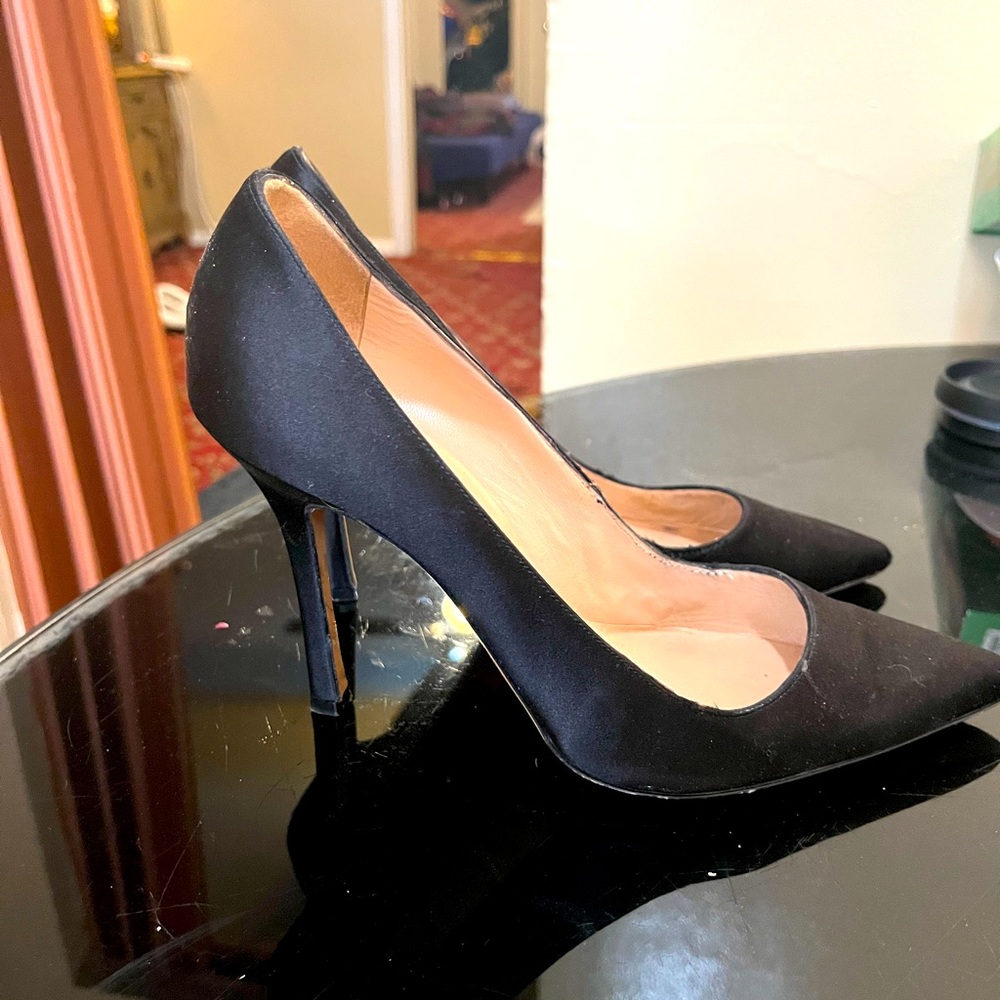 Manolo Blahnik Black Stiletto Heels Sz 38.5 :Made in Italy